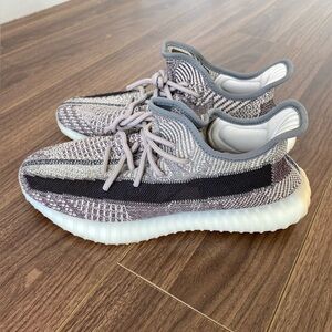 Adidas Yeezy Boost 350 V2 Zyon Sneakers